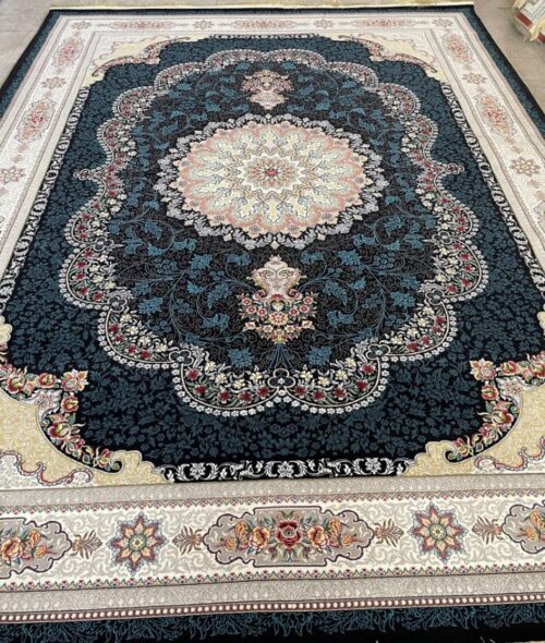 وایانا سرمه ای